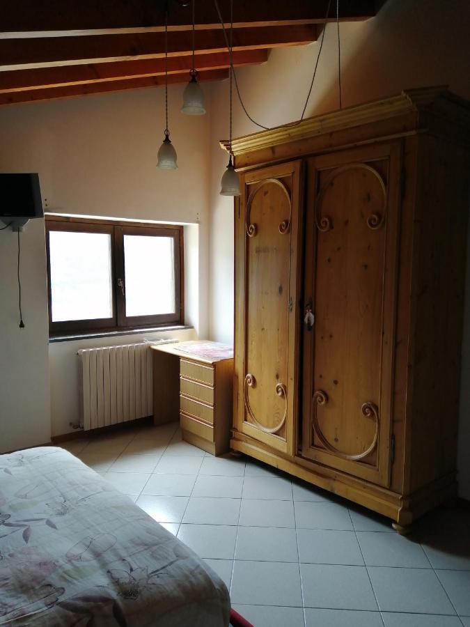 Casa Vacanze La Ca Del Cunfec Sondrio Exterior photo