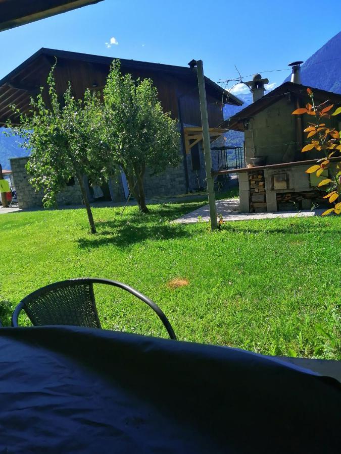 Casa Vacanze La Ca Del Cunfec Sondrio Exterior photo