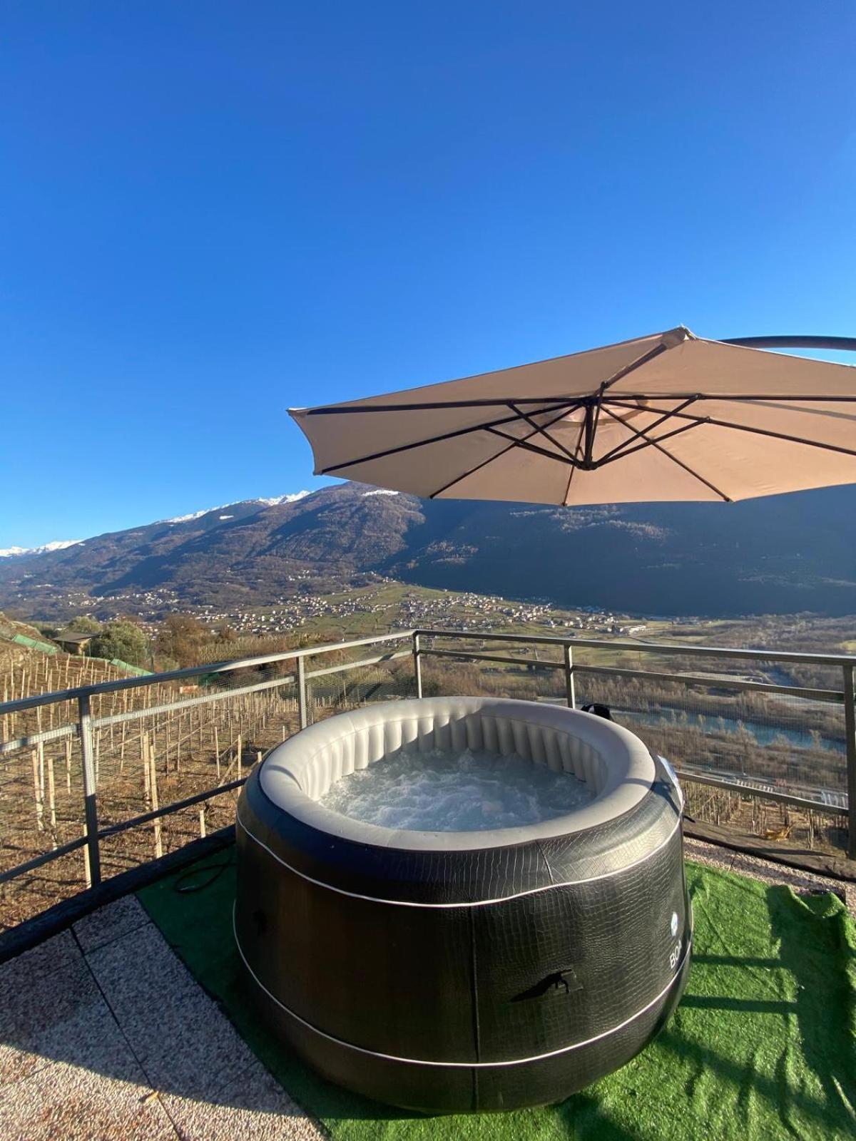 Casa Vacanze La Ca Del Cunfec Sondrio Exterior photo